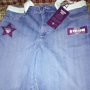 Gloria Vanderbilt shorts